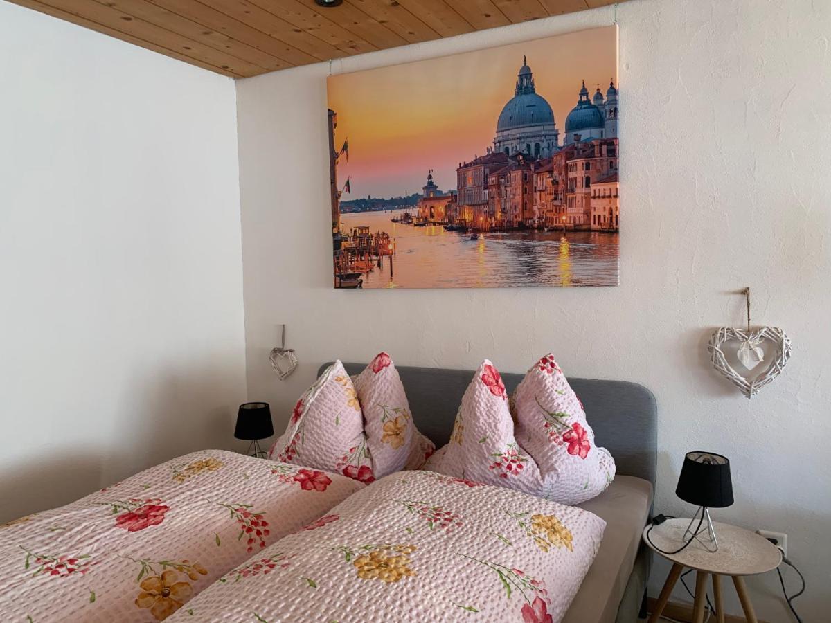 Apartamento Chasa Bazzi Scuol Exterior foto